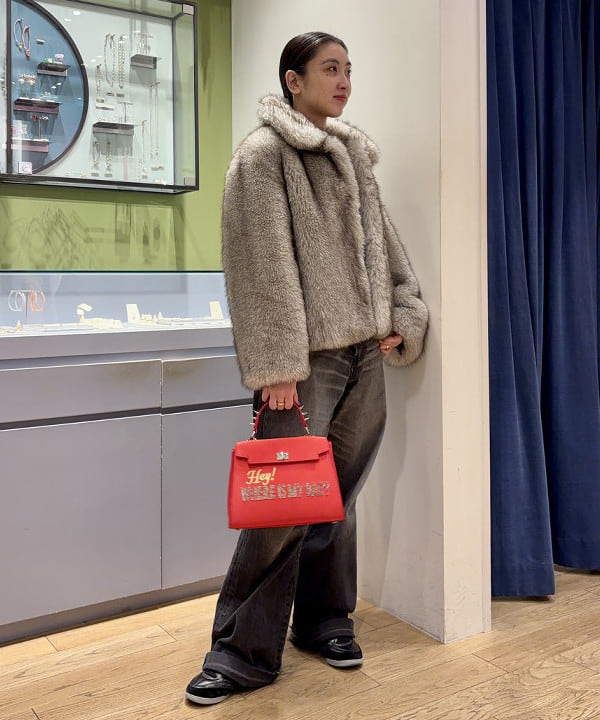 ちりこさんの「BEAMS WOMEN｜フェイクファー ショート ブルゾン」を使ったコーディネート