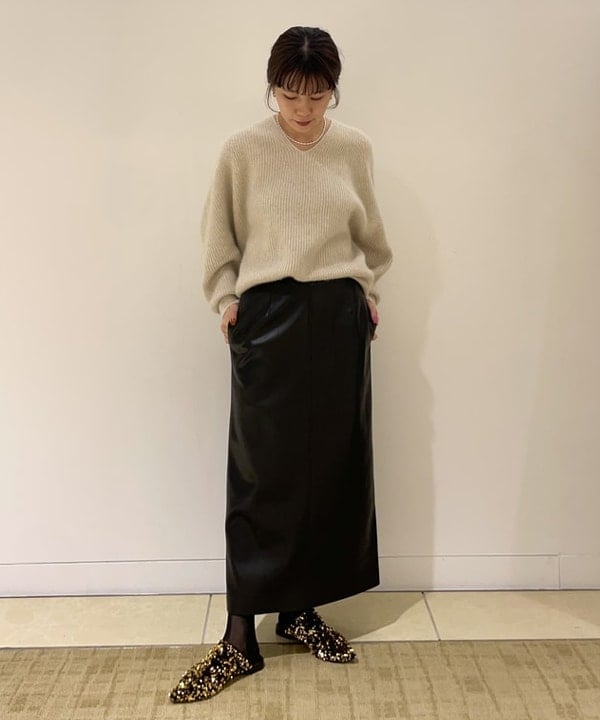 SAKAIさんの「BEAMS WOMEN｜フォックスウール ホールガーメント ニット」を使ったコーディネート