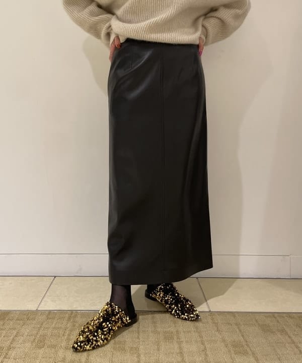 SAKAIさんの「BEAMS WOMEN｜フォックスウール ホールガーメント ニット」を使ったコーディネート