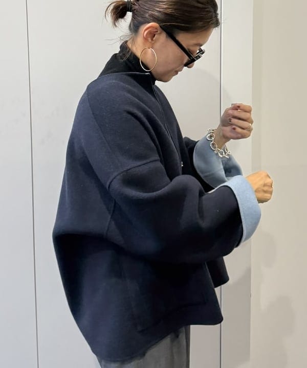 桑原 ふみさんの「BEAMS WOMEN｜リバー ミドルコート」を使ったコーディネート