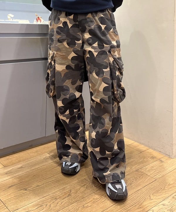 ゆいさんの「BEAMS WOMEN｜スタンドカラー シングル コート」を使ったコーディネート