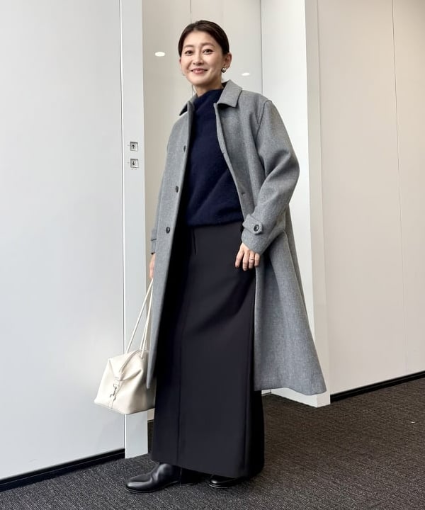 桑原 ふみさんの「BEAMS WOMEN｜AK+1 / ボンディング コート」を使ったコーディネート