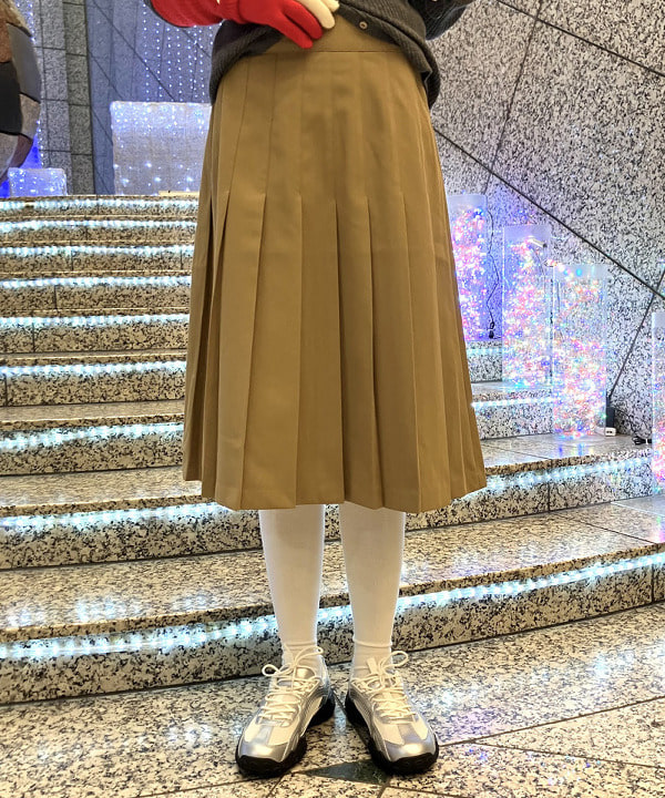 加歩さんの「BEAMS WOMEN｜ボア ビッグ ポケット ハーフ コート」を使ったコーディネート