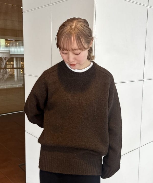 大浦 栞さんの「BEAMS WOMEN｜グレンチェック アルパカ リバーシブル ストール」を使ったコーディネート