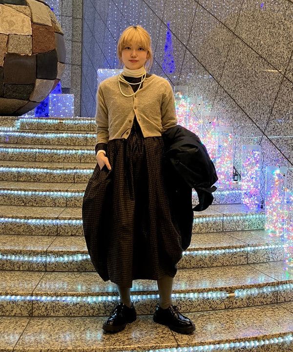 小原 もこさんの「BEAMS WOMEN｜リブタートル ロングスリーブ カットソー」を使ったコーディネート