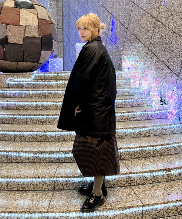 小原 もこさんの「BEAMS WOMEN｜リブタートル ロングスリーブ カットソー」を使ったコーディネート