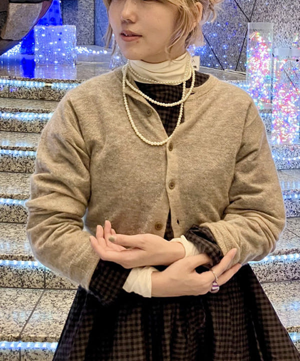 小原 もこさんの「BEAMS WOMEN｜リブタートル ロングスリーブ カットソー」を使ったコーディネート