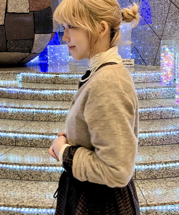 小原 もこさんの「BEAMS WOMEN｜リブタートル ロングスリーブ カットソー」を使ったコーディネート