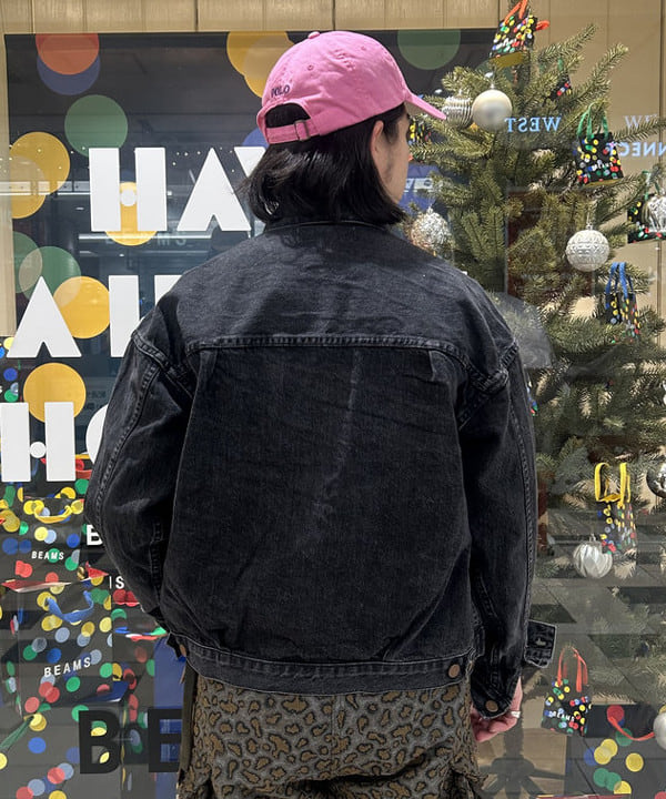 IHA(イハ)さんの「BEAMS WOMEN｜【別注】REMI RELIEF / Denim Jacket 2nd」を使ったコーディネート