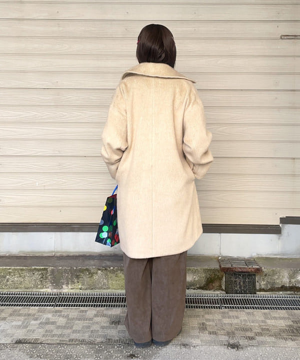 カタヤマ アヤさんの「BEAMS WOMEN｜maturely / シャギー ヘリンボーン ダッフルコート」を使ったコーディネート