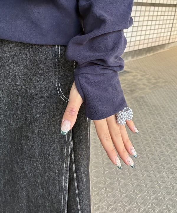 森川 夏衣さんの「BEAMS WOMEN｜【別注】SIERRA DESIGNS / 2WAY ショート ダウン 25FW」を使ったコーディネート