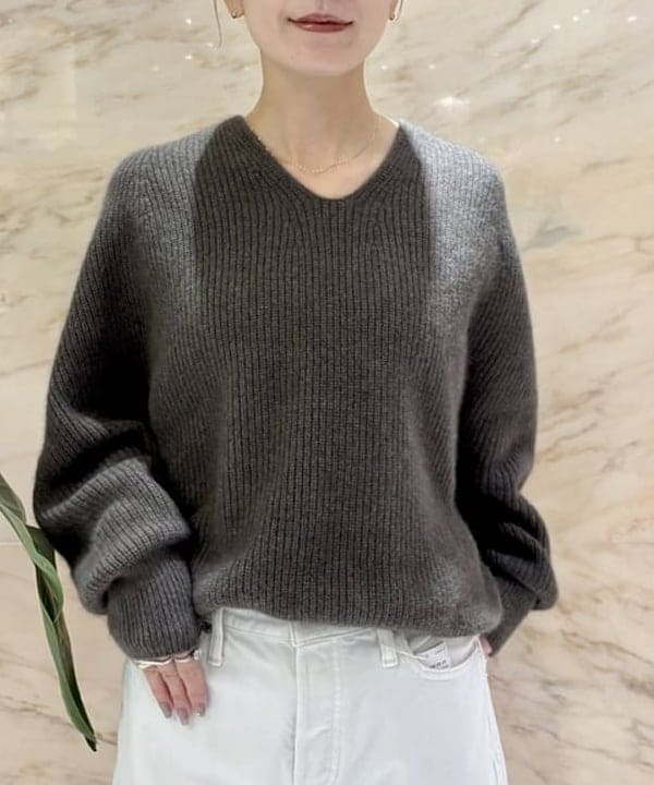 AONO SHIKAMAさんの「BEAMS WOMEN｜リバー フーディーコート」を使ったコーディネート