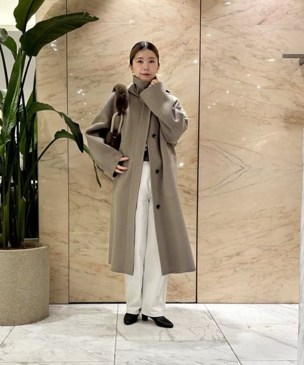 AONO SHIKAMAさんの「BEAMS WOMEN｜リバー フーディーコート」を使ったコーディネート