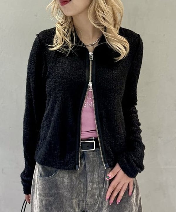 ヒカリさんの「BEAMS WOMEN｜【別注】Marmot / ショート ダウンジャケット」を使ったコーディネート