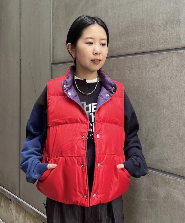 ミナミマリコさんの「BEAMS WOMEN｜リバーシブル ダウン ベスト」を使ったコーディネート