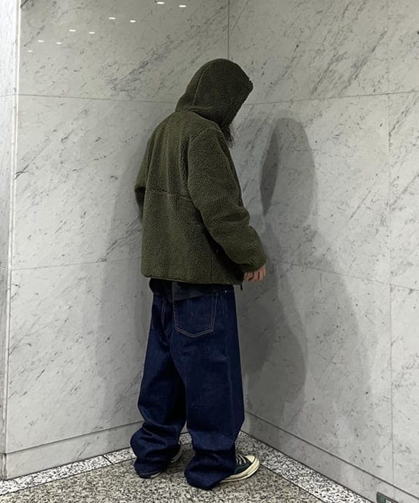 菊田 悠さんの「BEAMS WOMEN｜ワイドストレート デニムパンツ」を使ったコーディネート