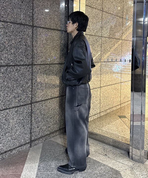 配島 孝明さんの「BEAMS WOMEN｜ワイドフィット 4ポケット レザー ブルゾン」を使ったコーディネート