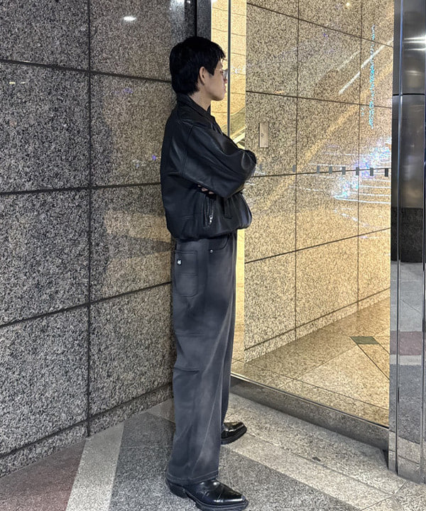 配島 孝明さんの「BEAMS WOMEN｜ワイドフィット 4ポケット レザー ブルゾン」を使ったコーディネート