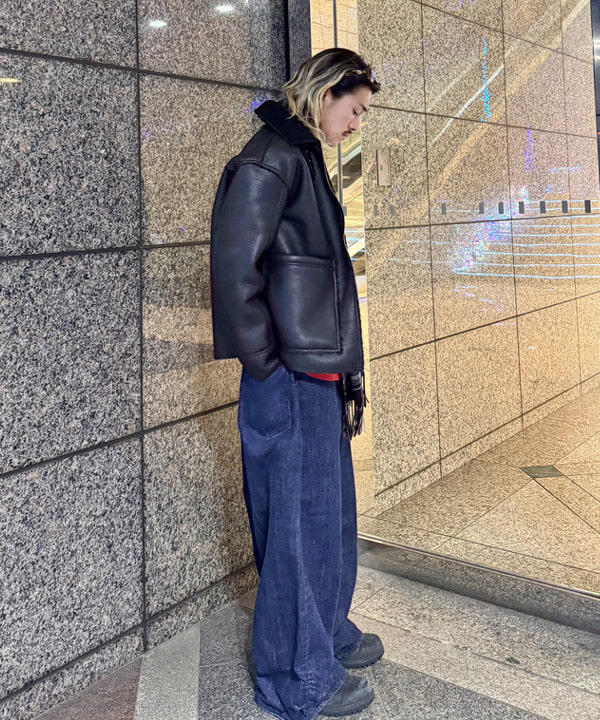 Ryohei Takataさんの「BEAMS WOMEN｜【別注】UNIVERSAL OVERALL / Synthetic leather Jacket」を使ったコーディネート