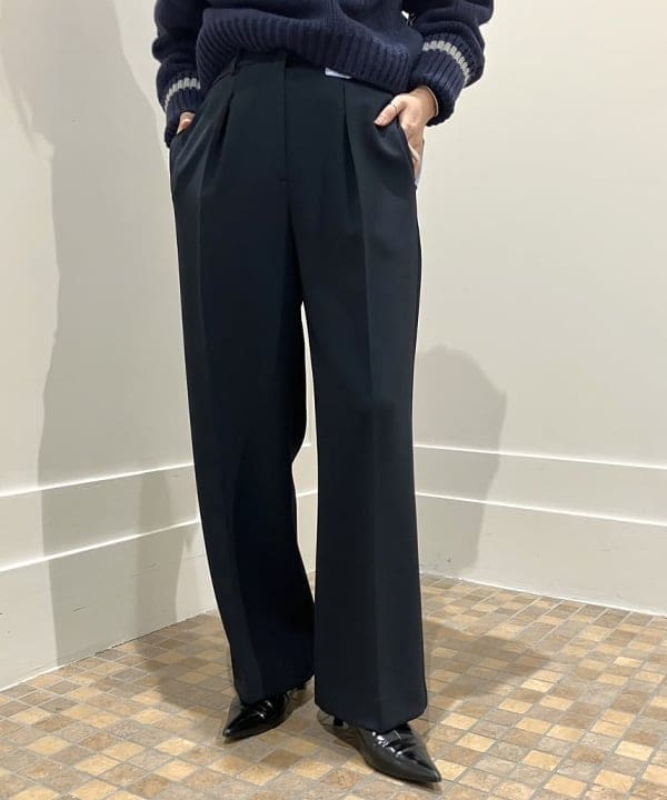 NATSUKIさんの「BEAMS WOMEN｜AK+1 / 3ゲージ ホールガーメント コクーン ニット」を使ったコーディネート