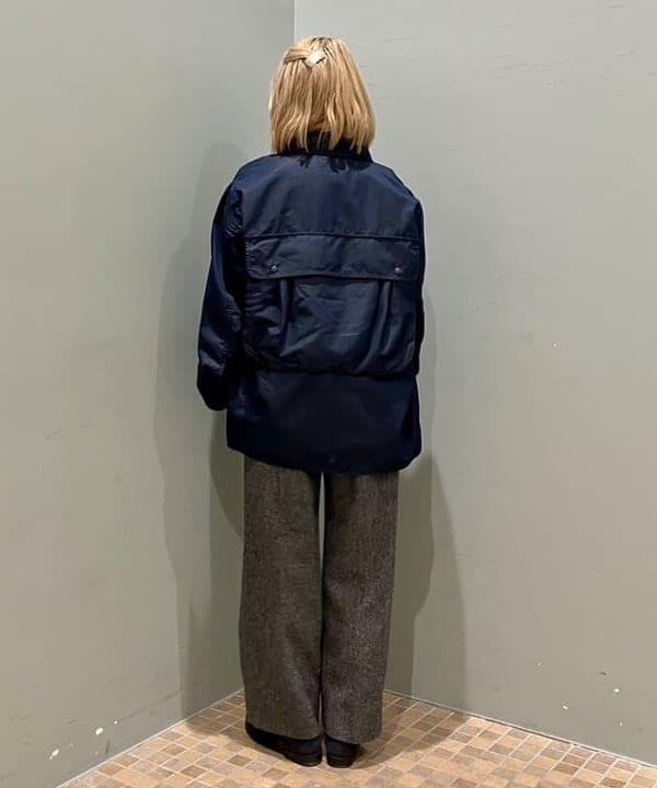 小原 もこさんの「BEAMS WOMEN｜ツイード スリーボタン ビッグジャケット」を使ったコーディネート