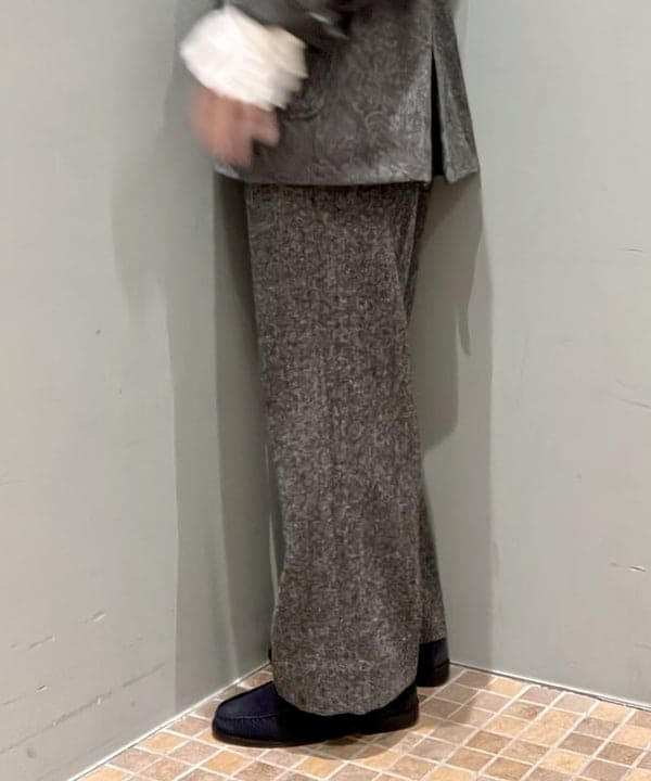 小原 もこさんの「BEAMS WOMEN｜ツイード スリーボタン ビッグジャケット」を使ったコーディネート