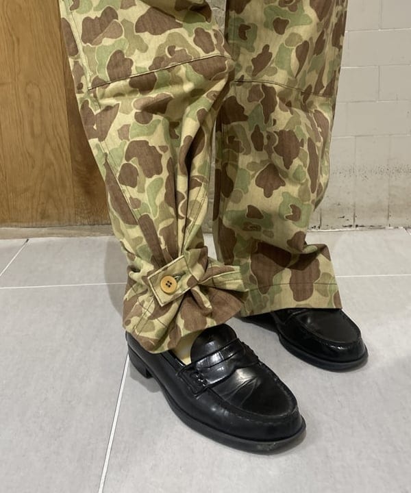 rinnaさんの「BEAMS WOMEN｜【別注】BUZZ RICKSON'S / ヘリンボーン カモ パンツ」を使ったコーディネート