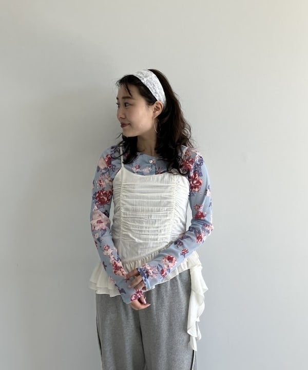 渡邊 舞さんの「BEAMS WOMEN｜【WEB限定】UGG(R) / Classic Micro」を使ったコーディネート