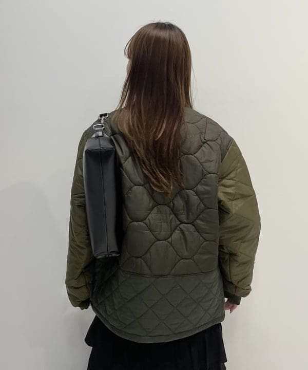 松本 佳菜子さんの「BEAMS WOMEN｜シャギー ジップ カーディガン」を使ったコーディネート