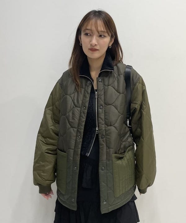 松本 佳菜子さんの「BEAMS WOMEN｜シャギー ジップ カーディガン」を使ったコーディネート