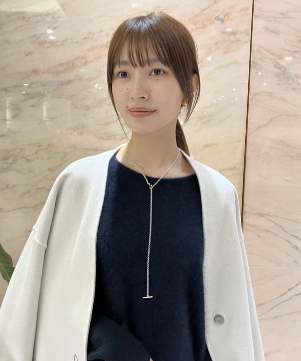 茂野 真楓さんの「BEAMS WOMEN｜リバー Vネック ロングコート」を使ったコーディネート