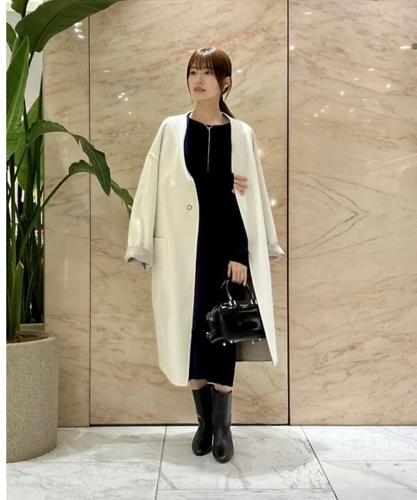 茂野 真楓さんの「BEAMS WOMEN｜リバー Vネック ロングコート」を使ったコーディネート