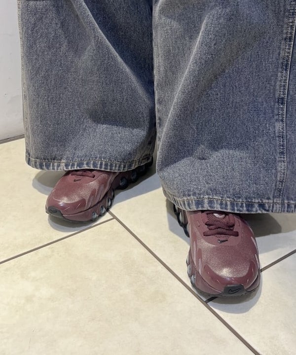 星野 真依さんの「BEAMS WOMEN｜スタンドカラー シングル コート」を使ったコーディネート