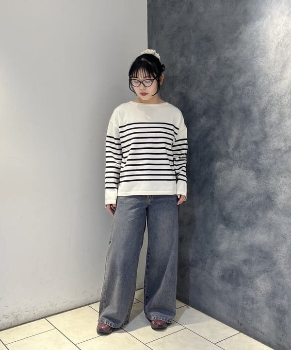 星野 真依さんの「BEAMS WOMEN｜スタンドカラー シングル コート」を使ったコーディネート