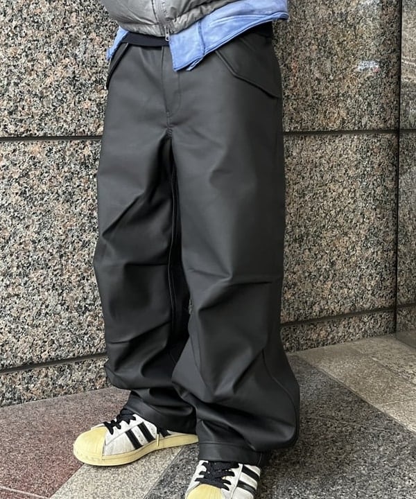 菊田 悠さんの「BEAMS WOMEN｜ワイドフィット フェード ダウンベスト」を使ったコーディネート