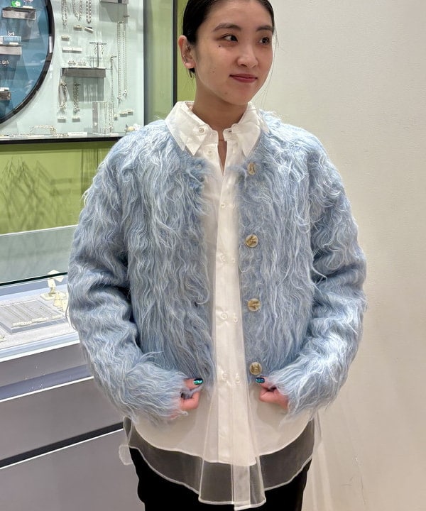 ちりこさんの「BEAMS WOMEN｜RBS / フェイクファー ステンカラー コート」を使ったコーディネート