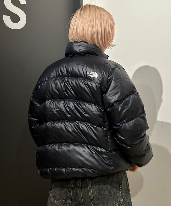 佐藤 亜美さんの「BEAMS WOMEN｜14ゲージ リブ タートル ネック ニット」を使ったコーディネート