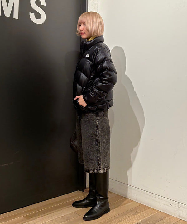 佐藤 亜美さんの「BEAMS WOMEN｜14ゲージ リブ タートル ネック ニット」を使ったコーディネート