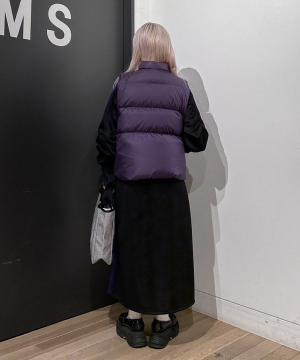 ando naoさんの「BEAMS WOMEN｜リバーシブル ダウン ベスト」を使ったコーディネート