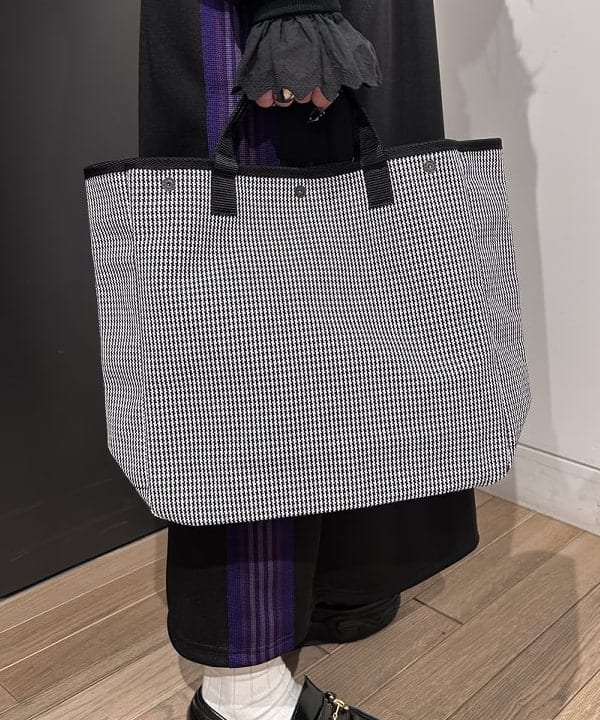 ando naoさんの「BEAMS WOMEN｜リバーシブル ダウン ベスト」を使ったコーディネート