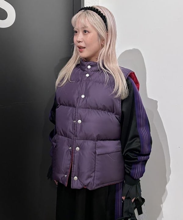 ando naoさんの「BEAMS WOMEN｜リバーシブル ダウン ベスト」を使ったコーディネート