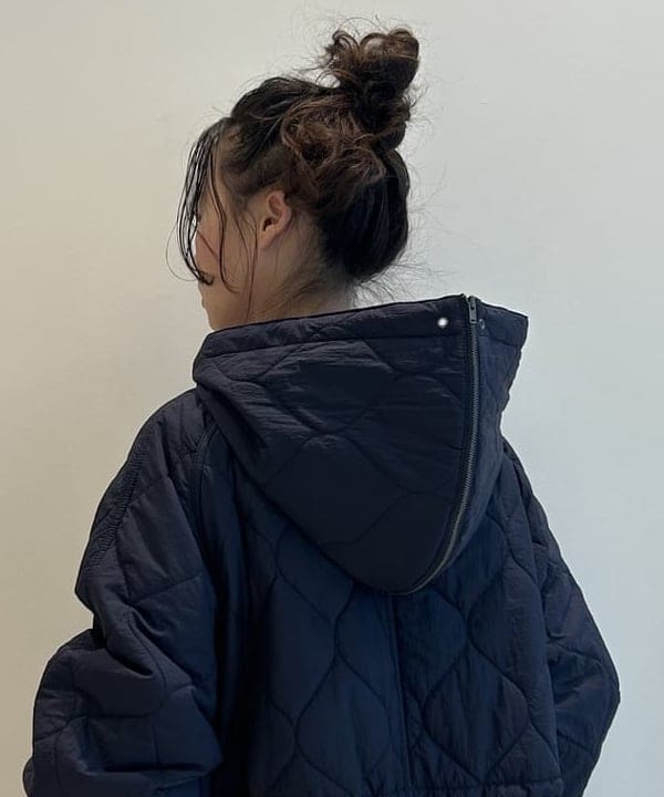 清水 彩乃さんの「BEAMS WOMEN｜【別注】HIGHLAND 2000 / アーム ウォーマー」を使ったコーディネート