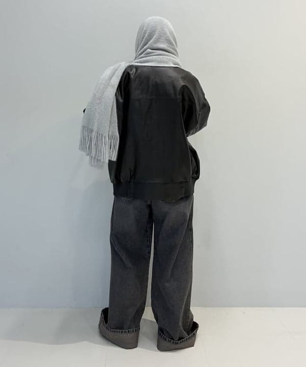 松本 佳菜子さんの「BEAMS WOMEN｜オーバーダイ デニム パンツ」を使ったコーディネート