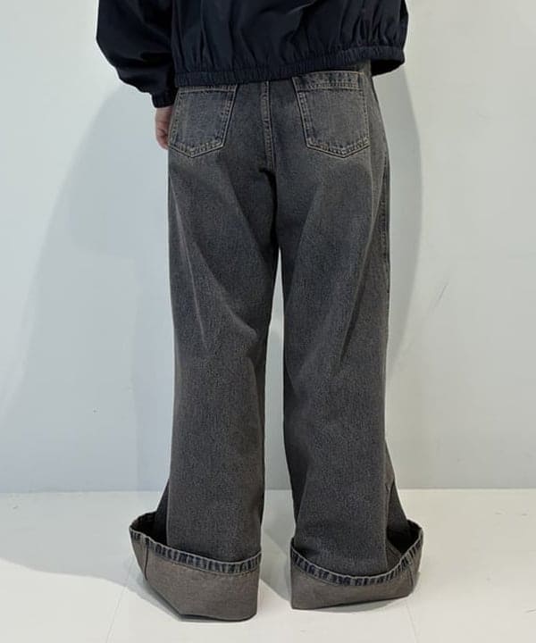 松本 佳菜子さんの「BEAMS WOMEN｜オーバーダイ デニム パンツ」を使ったコーディネート