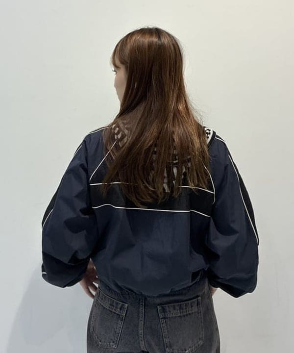 松本 佳菜子さんの「BEAMS WOMEN｜オーバーダイ デニム パンツ」を使ったコーディネート