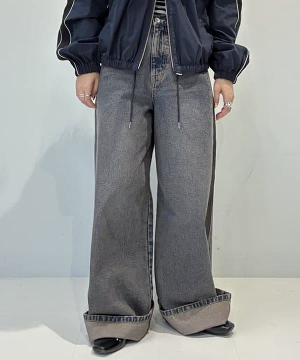 松本 佳菜子さんの「BEAMS WOMEN｜オーバーダイ デニム パンツ」を使ったコーディネート