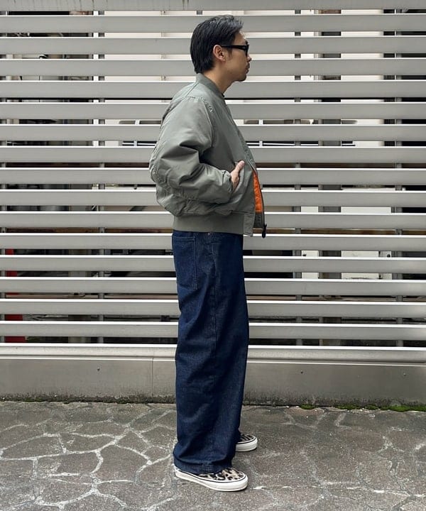 槙山 賢斗さんの「BEAMS WOMEN｜リラックスフィット THERMOLITE(R) MA-1 （撥水）」を使ったコーディネート