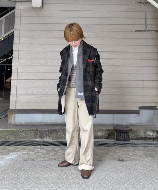 森川 夏衣さんの「BEAMS WOMEN｜リサイクルウール カットオフ ジャケット」を使ったコーディネート