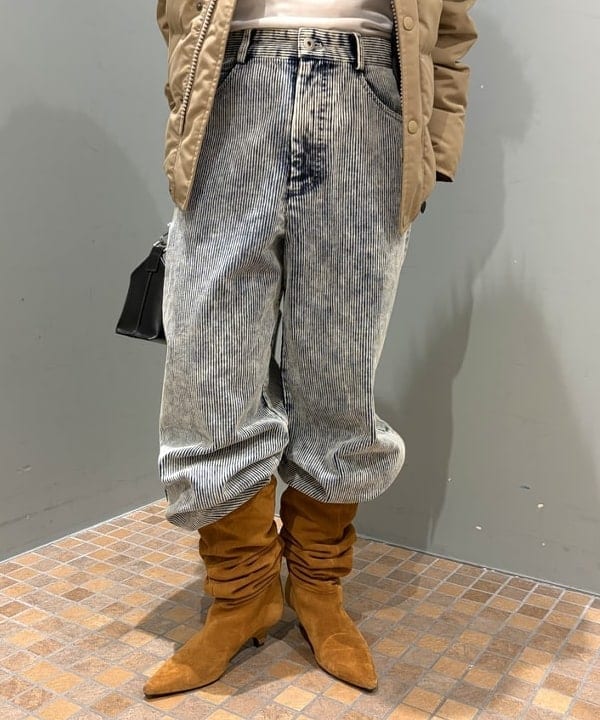 まゆちゃんさんの「BEAMS WOMEN｜DANTON / FAKE FUR HOODED DOWN JACKET 25AW」を使ったコーディネート