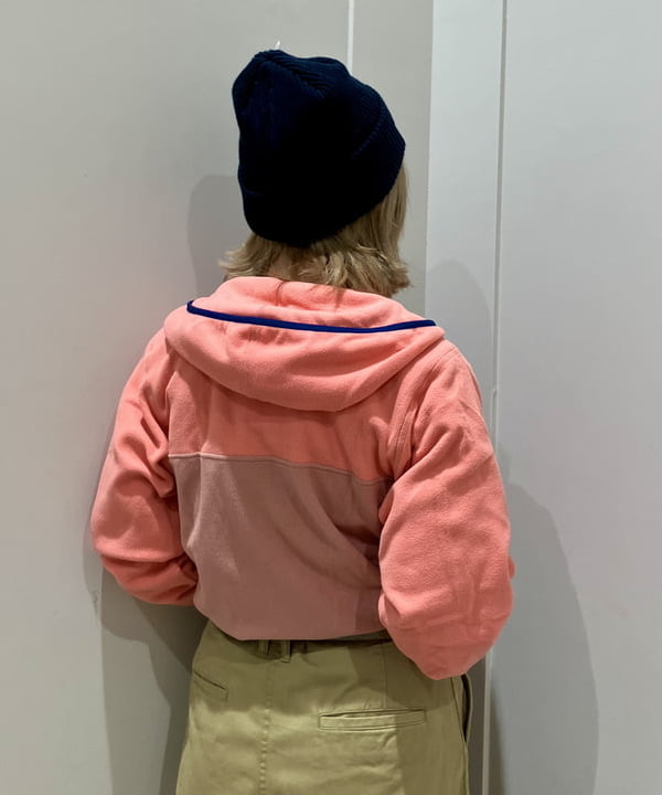 小原 もこさんの「BEAMS WOMEN｜【別注】PIKE / クリア ベルト 25FW」を使ったコーディネート